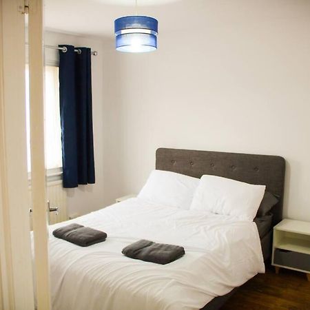 House In Colnbrook Near Windsor & Heathrow Villa Екстериор снимка