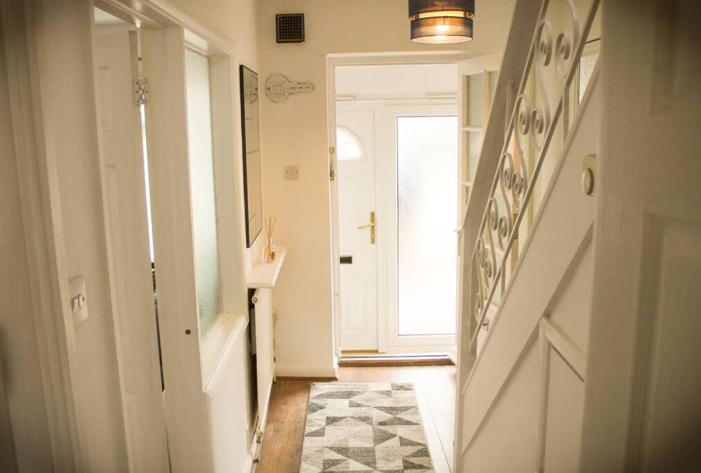 House In Colnbrook Near Windsor & Heathrow Villa Екстериор снимка